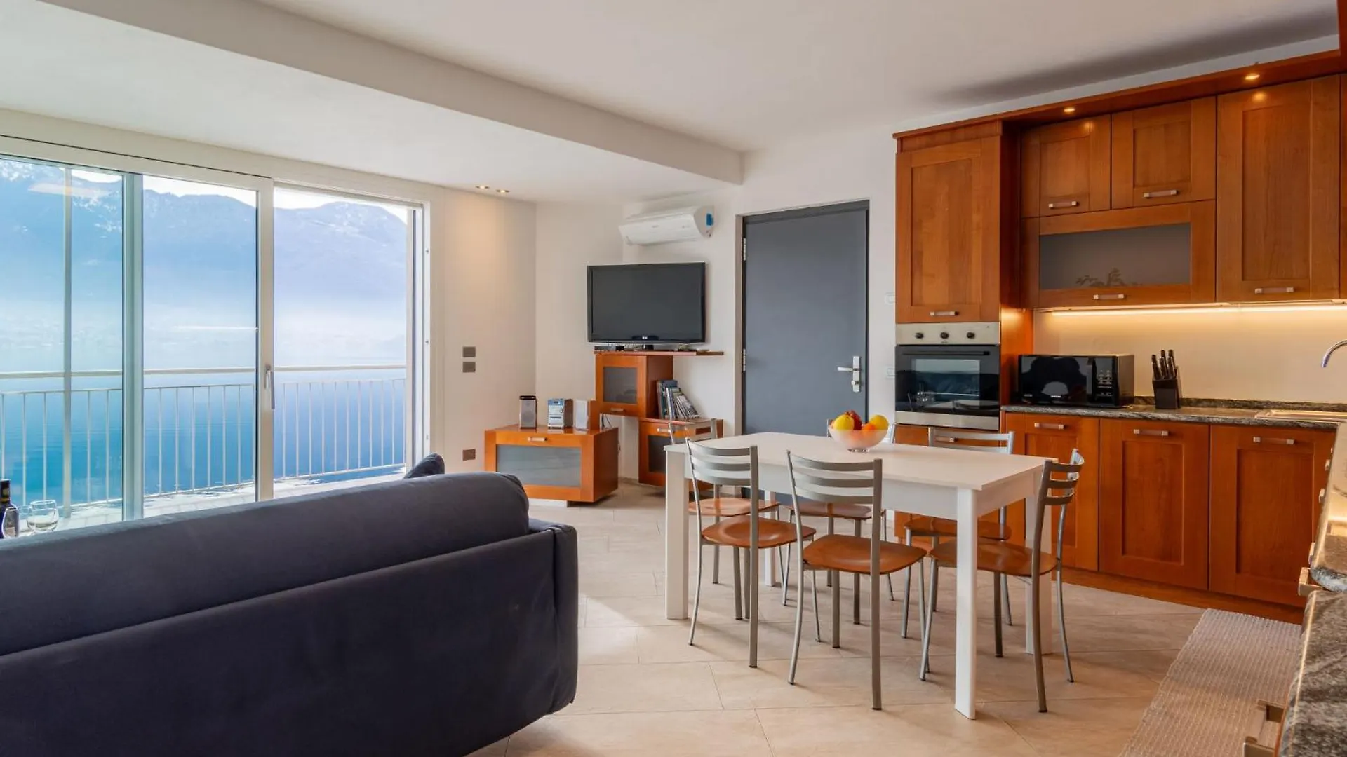 Apartment Girasole - Gla128 By Interhome ジェーラ・ラーリオ